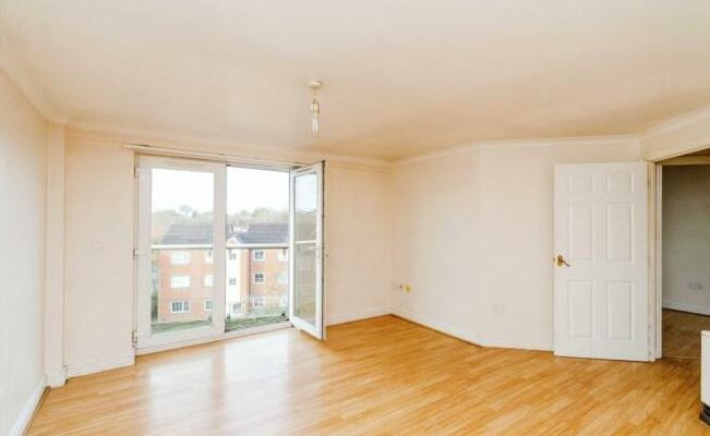 Property photo 3 of 7