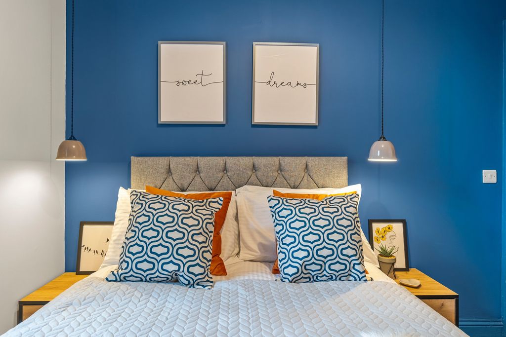 Property photo 2 of 8 0031