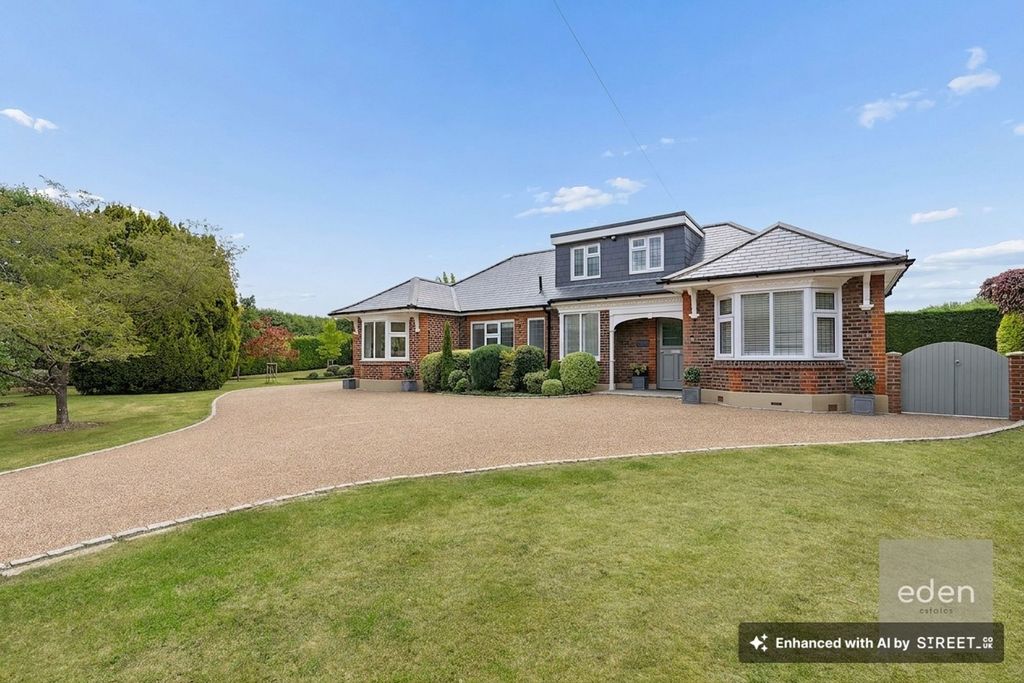 Property photo 1 of 37