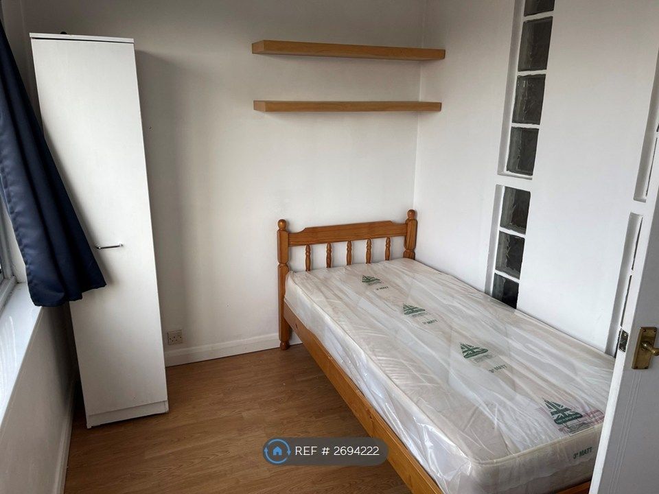 Property photo 2 of 6 Bed2