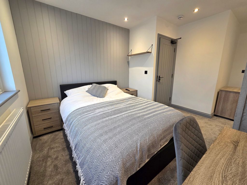 Property photo 3 of 18 Image