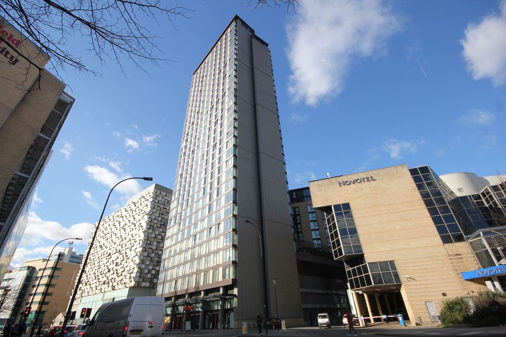 Property photo 1 of 16