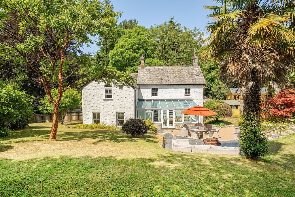 Property photo 1 of 30