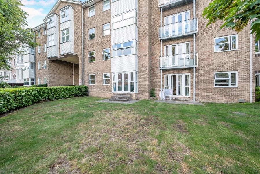 Property photo 1 of 12