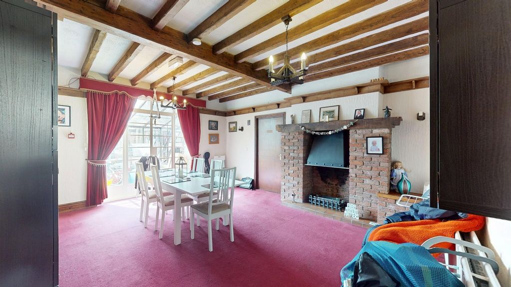 Property photo 2 of 35 3975615