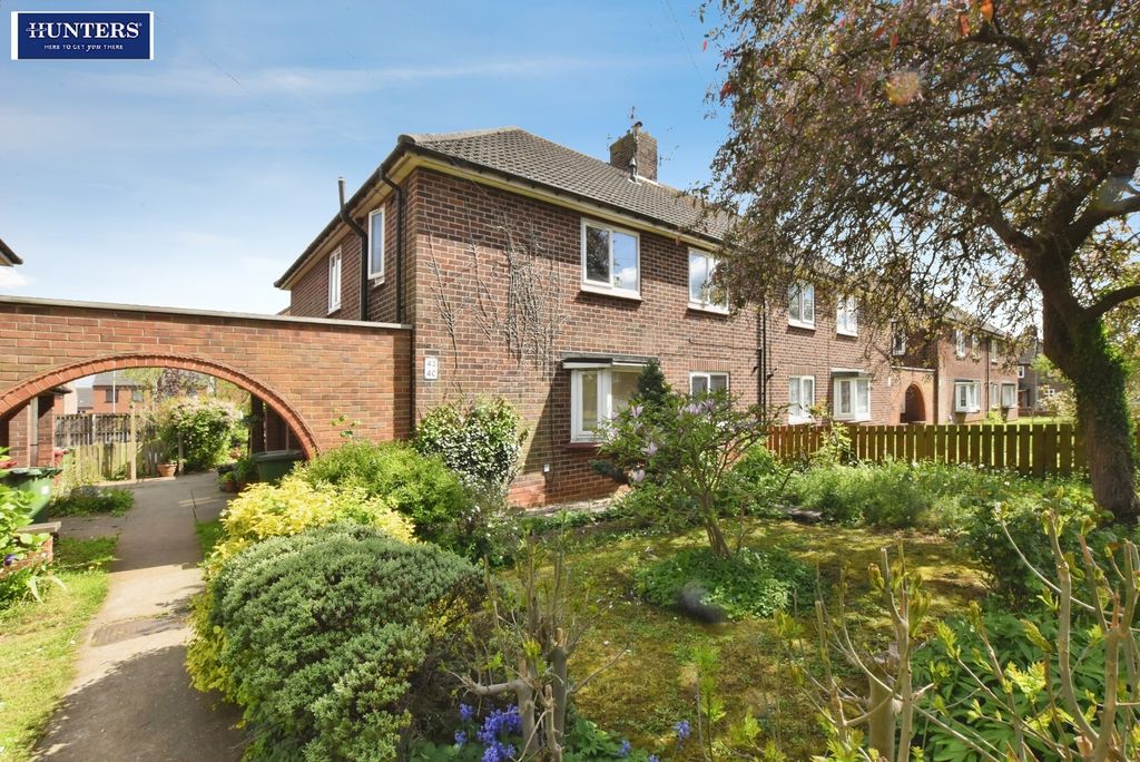 Property photo 1 of 18 Front