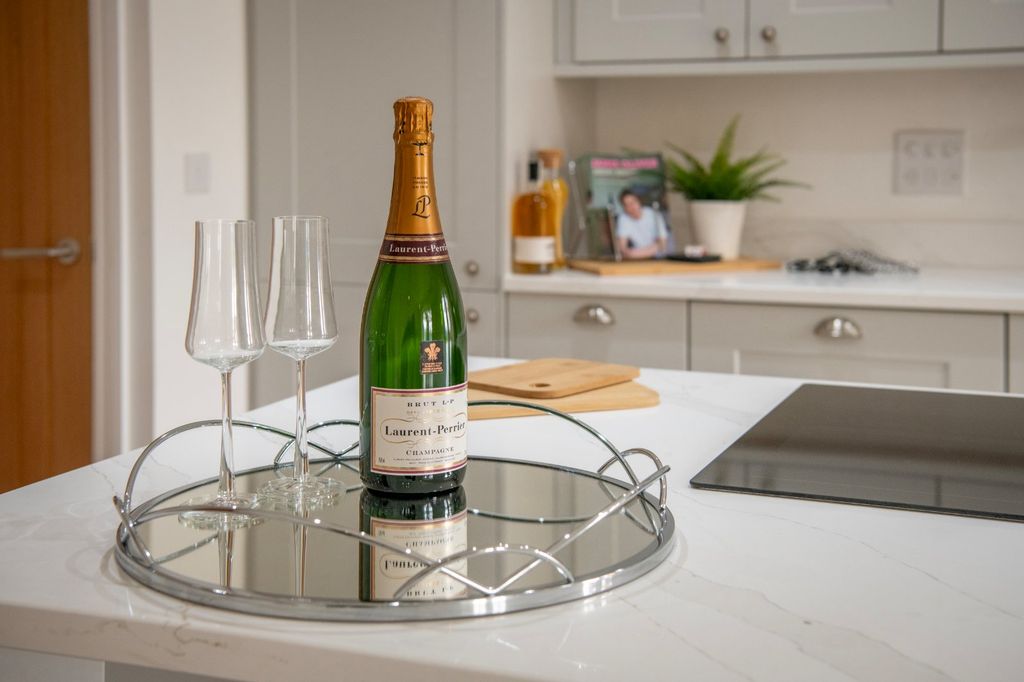 Property photo 3 of 11 Picture No. 06