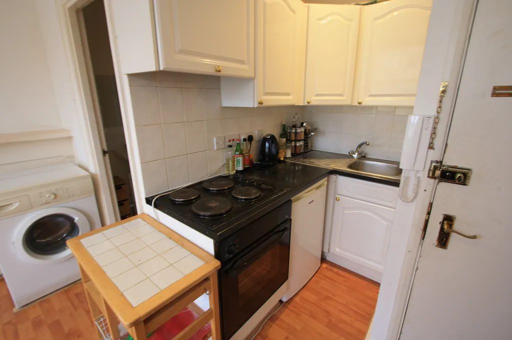 Property photo 2 of 3