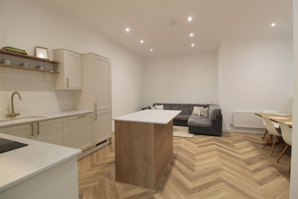 Property photo 2 of 16 Img_8397.Jpg