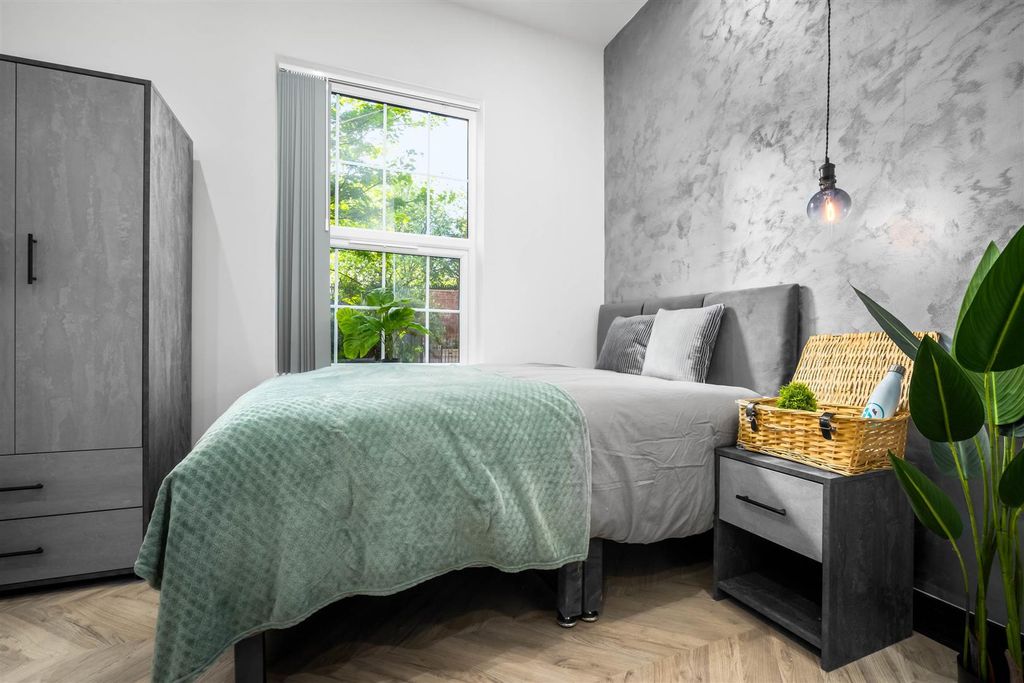 Property photo 3 of 13 2024-05-08-Dosanjh-Property-Management-1-029.Jpg