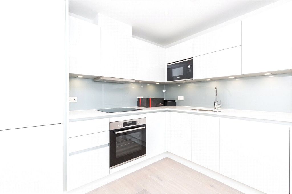 Property photo 2 of 16 Kitchen