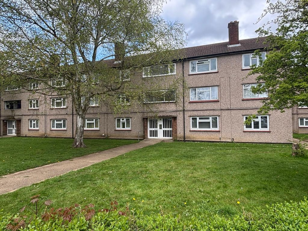 Property photo 1 of 8 Photo 2