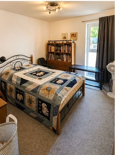 Property photo 2 of 7 Bedroom 1