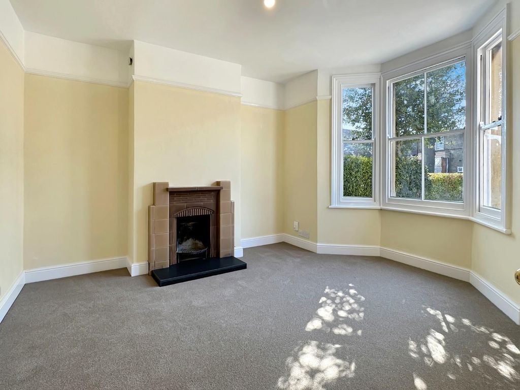 Property photo 2 of 15 Img (5).Jpg