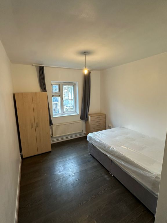 Property photo 3 of 5