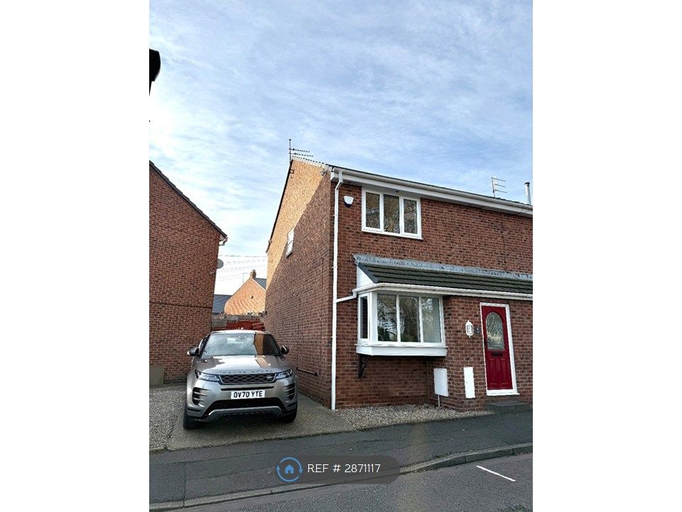 Property photo 2 of 12