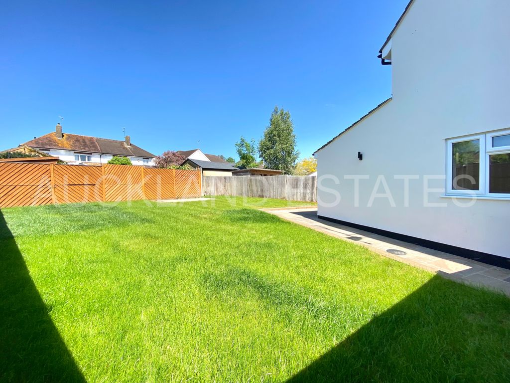 Property photo 2 of 17 Img_1297