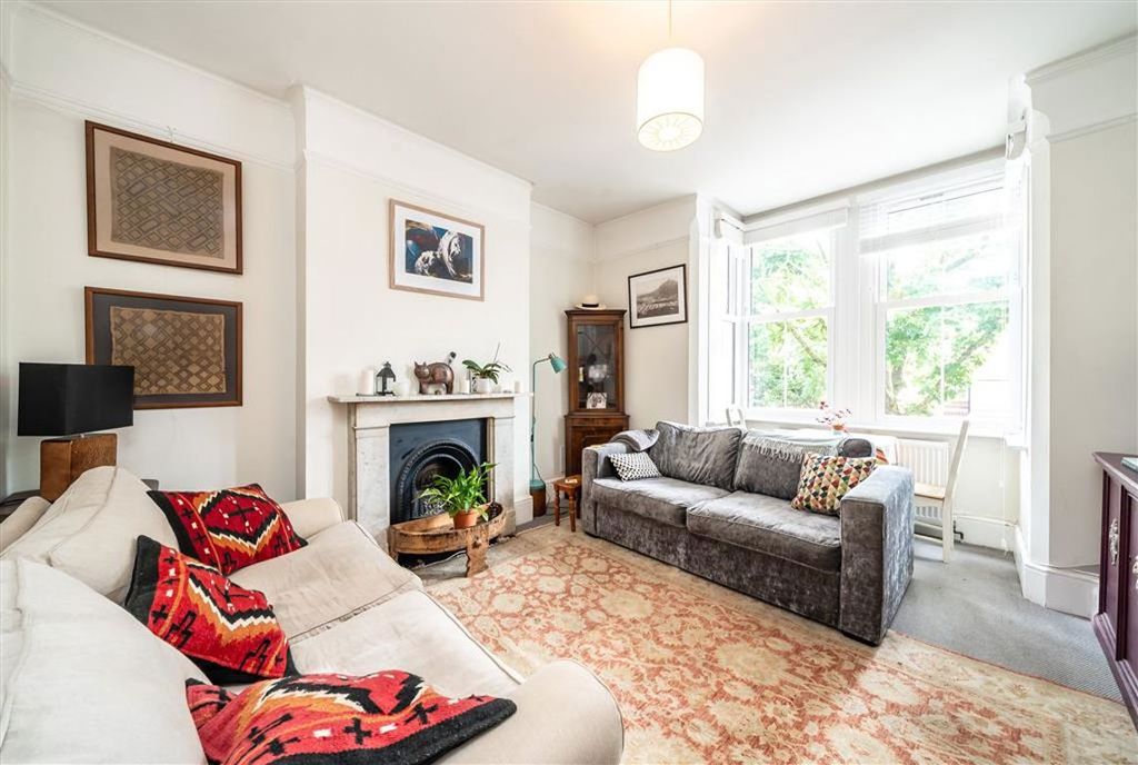 Property photo 1 of 5