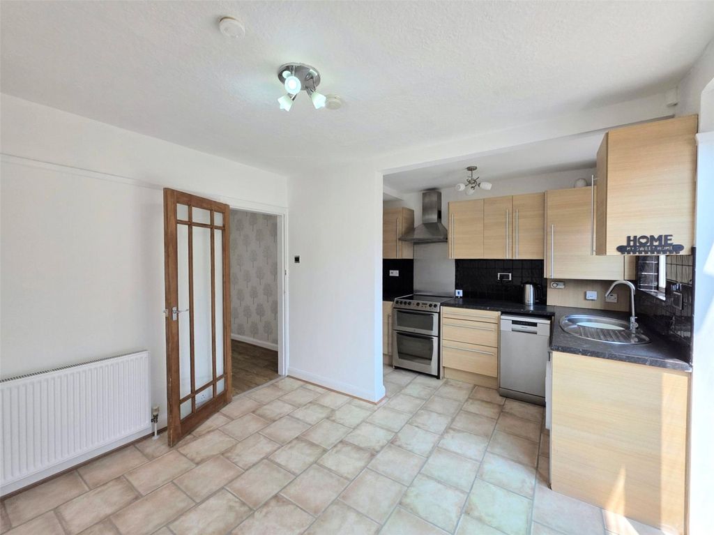 Property photo 2 of 13 Picture No. 03
