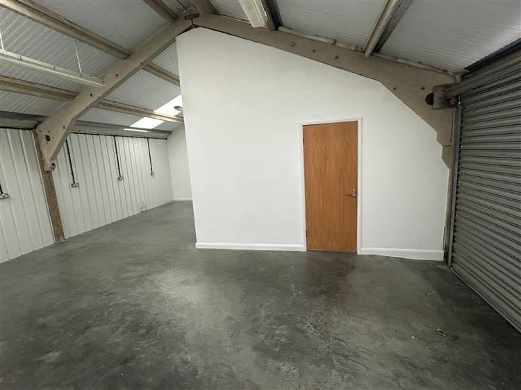 Property photo 2 of 7