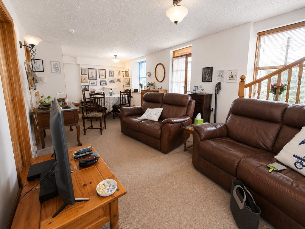 Property photo 3 of 14 Picture No. 14