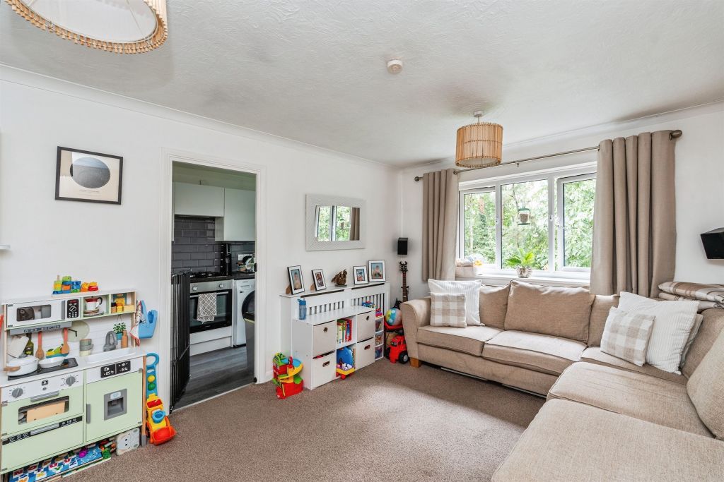 Property photo 3 of 13