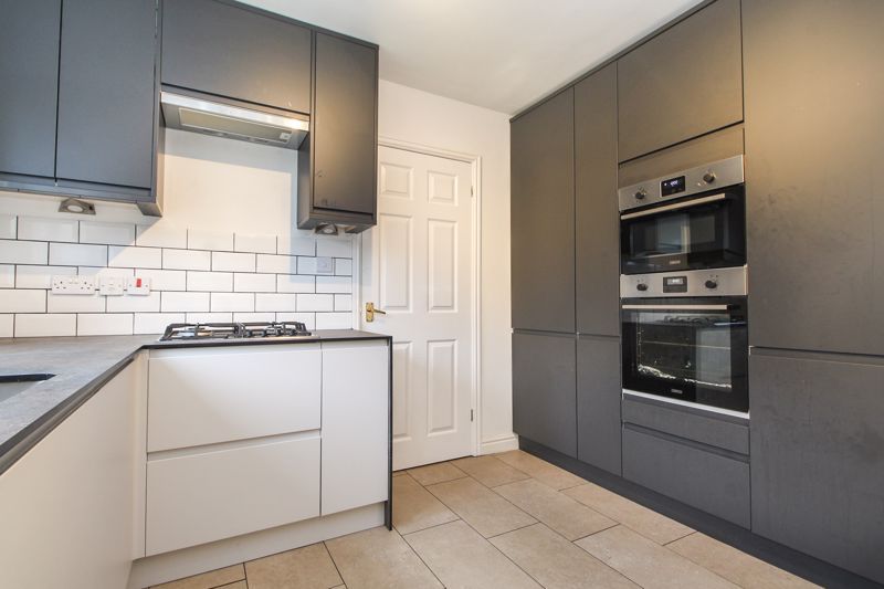 Property photo 3 of 21 Kitchen/Diner