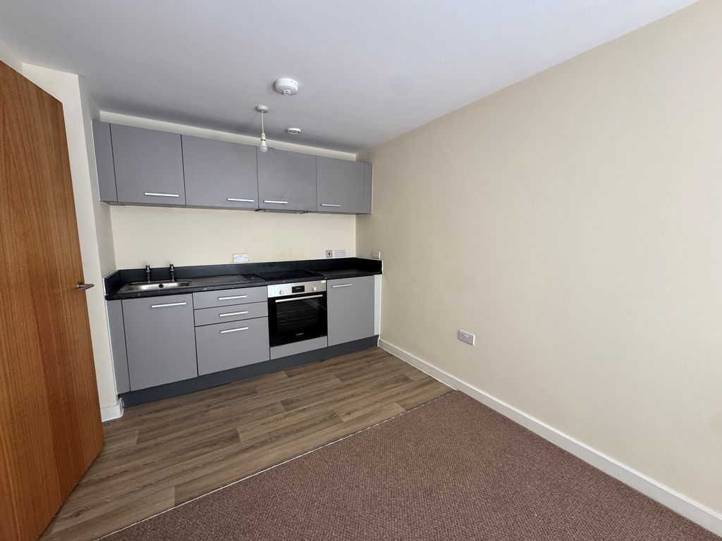 Property photo 3 of 4