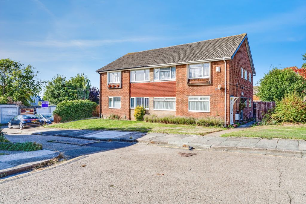 Property photo 1 of 19 Front View