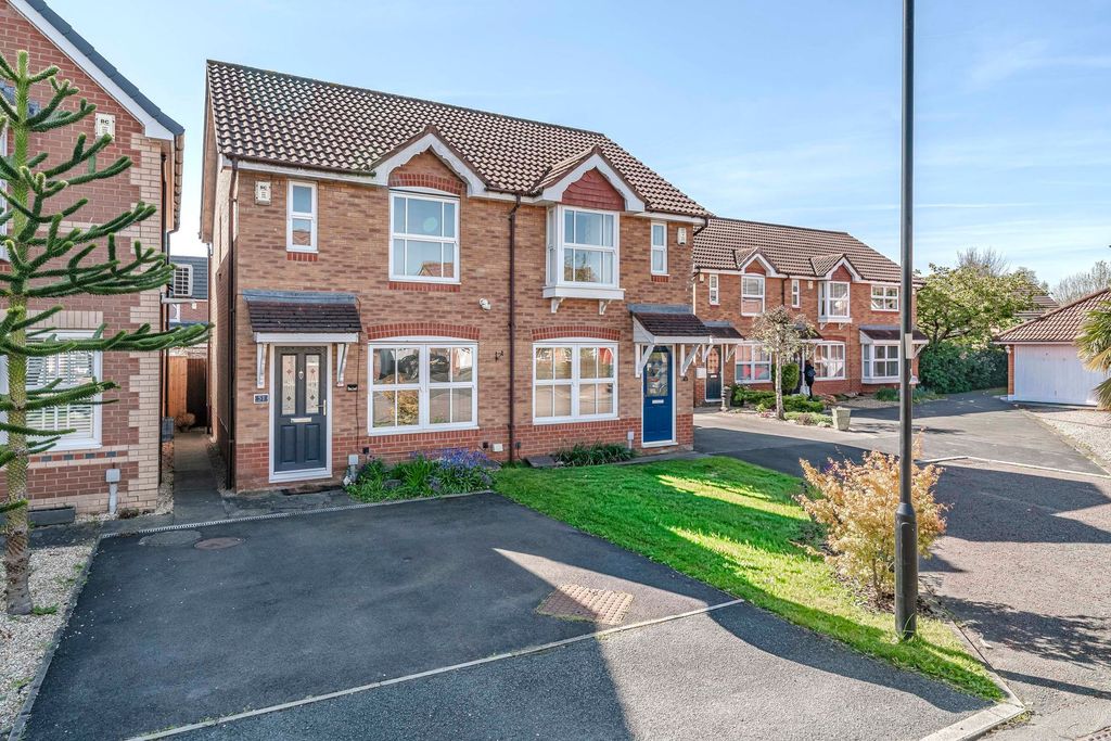 Property photo 1 of 24