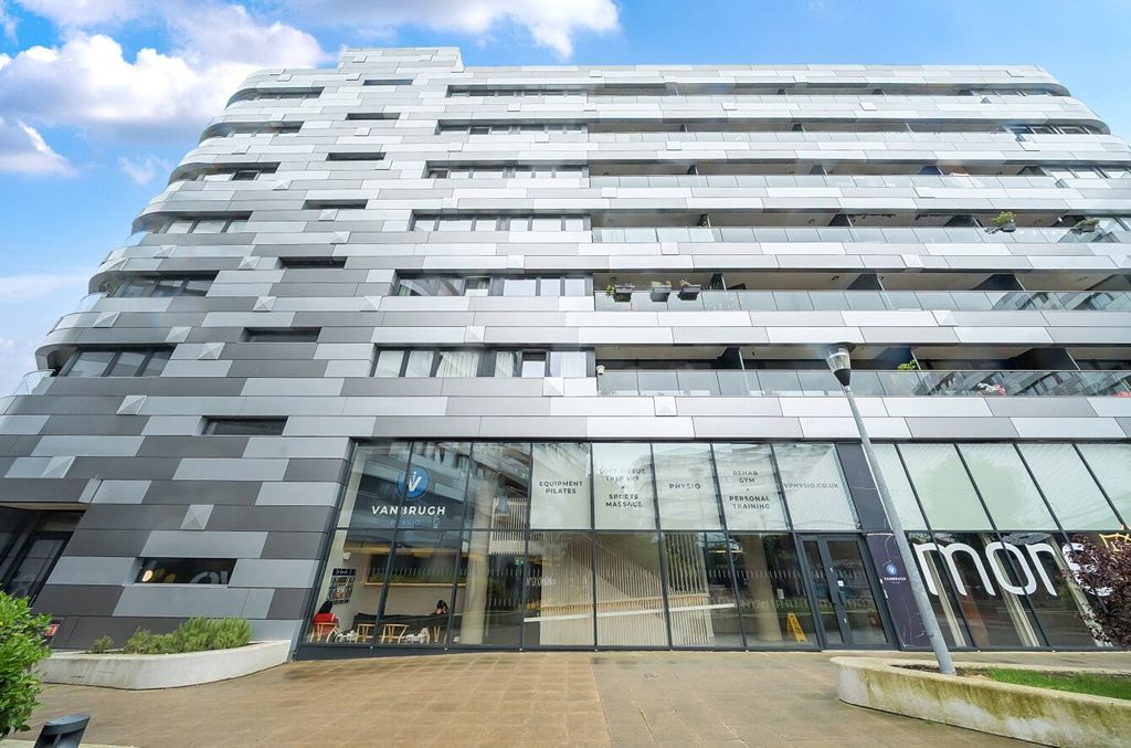 Property photo 2 of 16 External