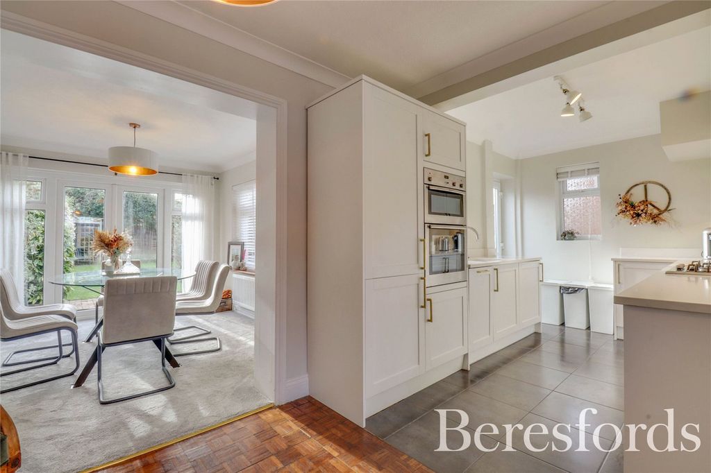 Property photo 3 of 14 Picture No. 02