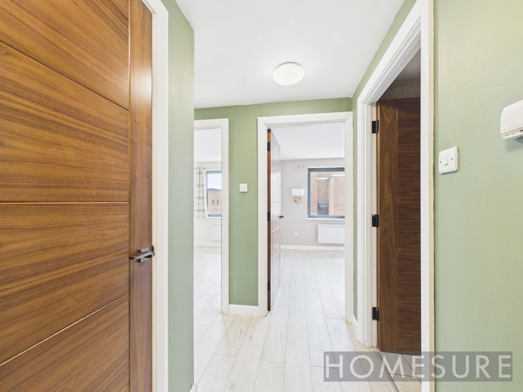 Property photo 2 of 13 Picture No. 05