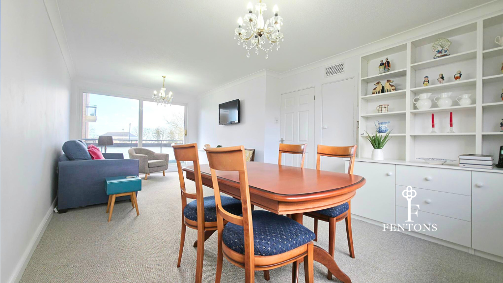 Property photo 2 of 26 Dining Room