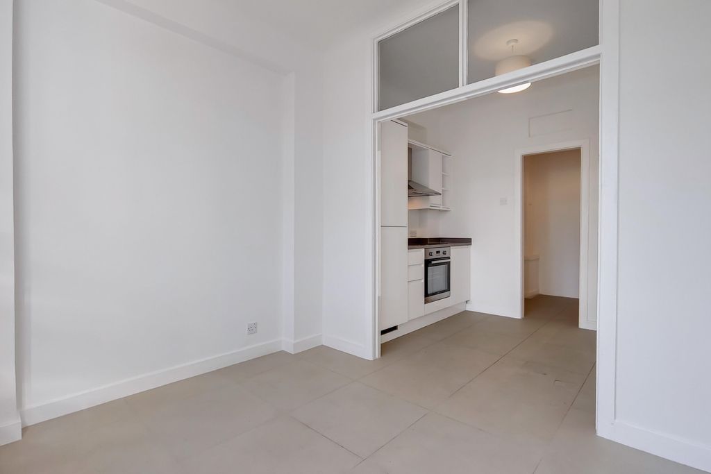 Property photo 3 of 16 Front