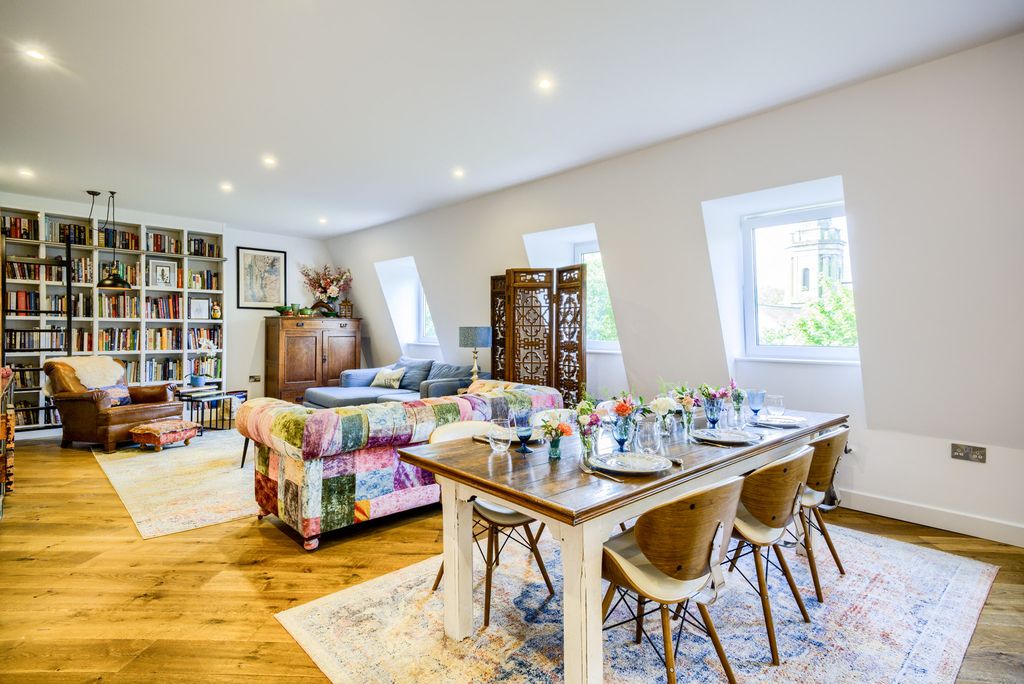 Property photo 2 of 28 Pxt45402-Hdr(3)