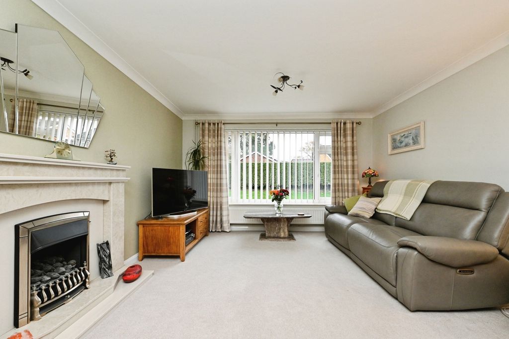 Property photo 2 of 22 Pbox-Img.Jpg