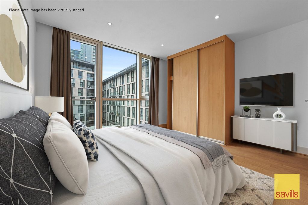 Property photo 3 of 11 Bedroom