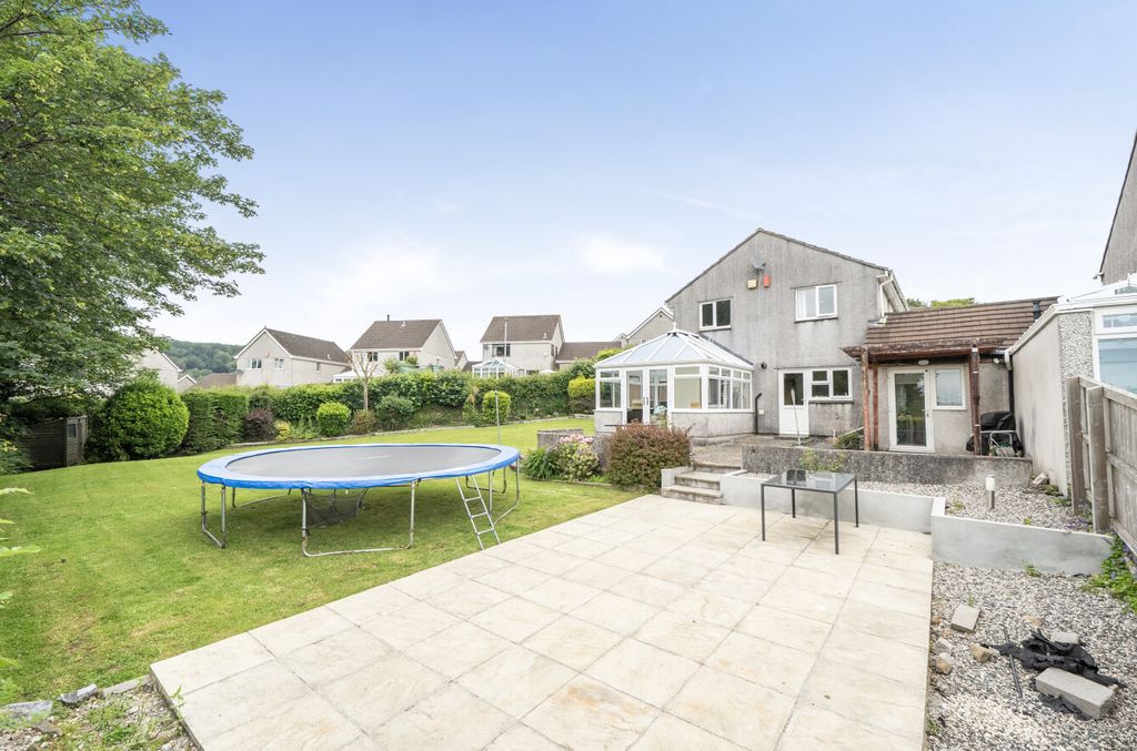Property photo 3 of 18 1477917 (8)