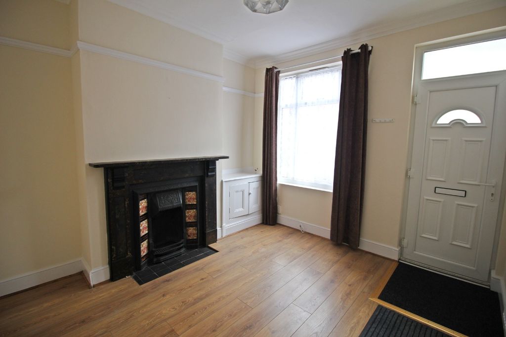 Property photo 2 of 15