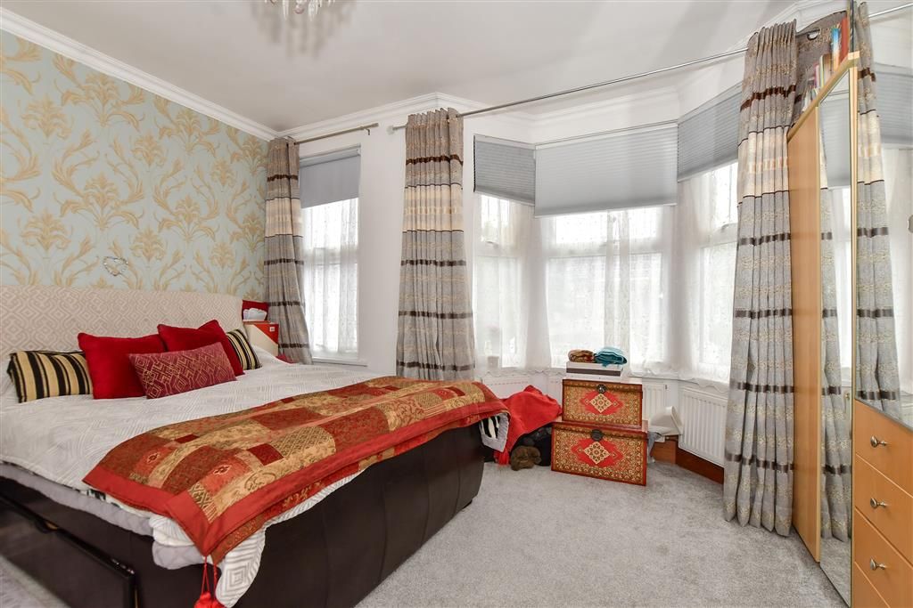 Property photo 1 of 15 Bedroom 1