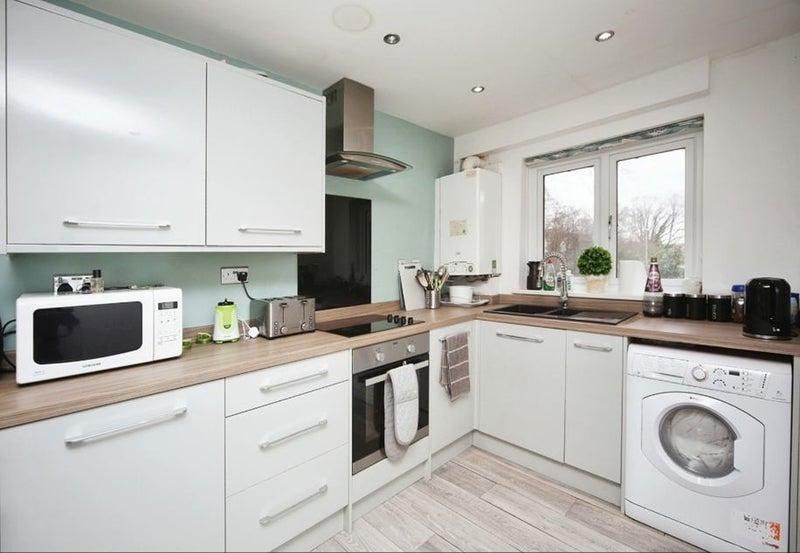 Property photo 1 of 5