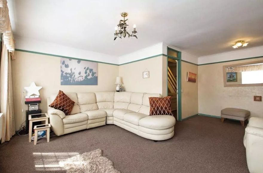 Property photo 2 of 5