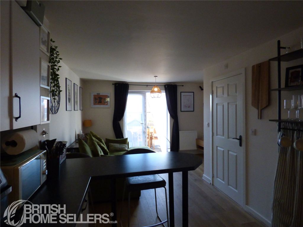 Property photo 3 of 16 Picture No. 06