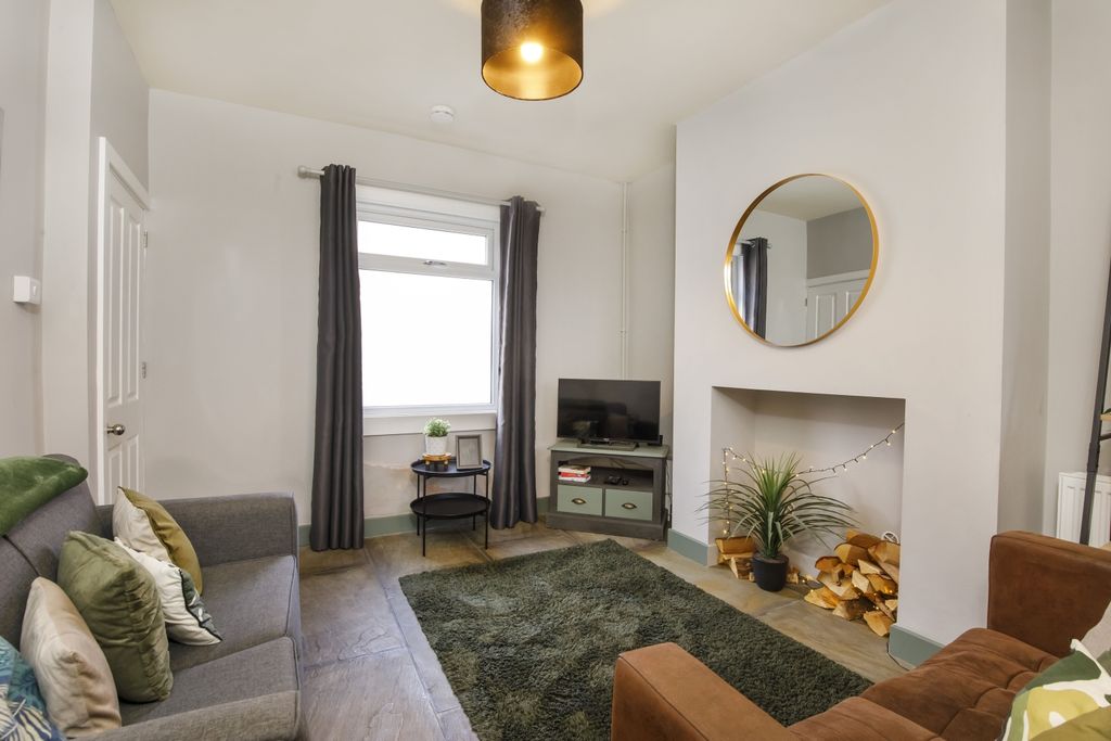 Property photo 3 of 18 Gb1_0918