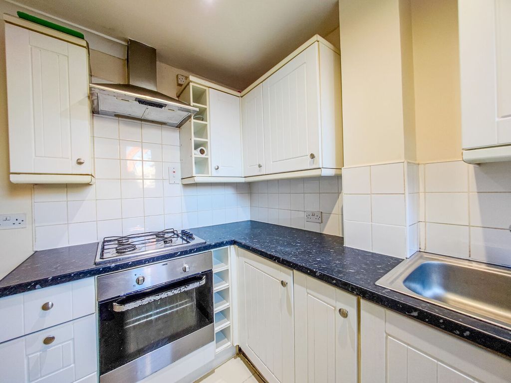 Property photo 3 of 14 Photo 6