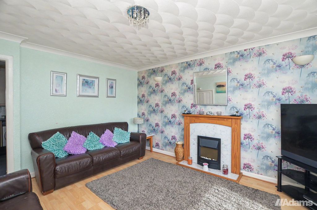 Property photo 3 of 24