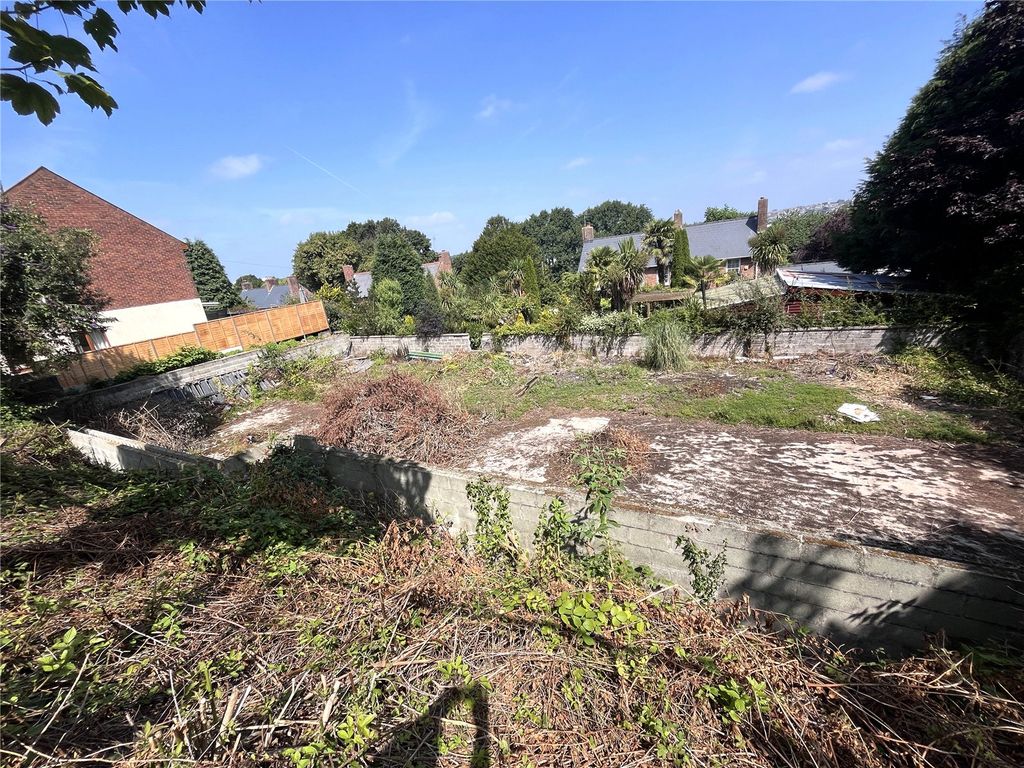 Property photo 1 of 12 Picture No. 14