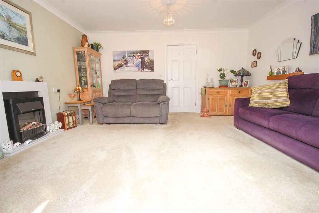 Property photo 3 of 23 Picture No. 08