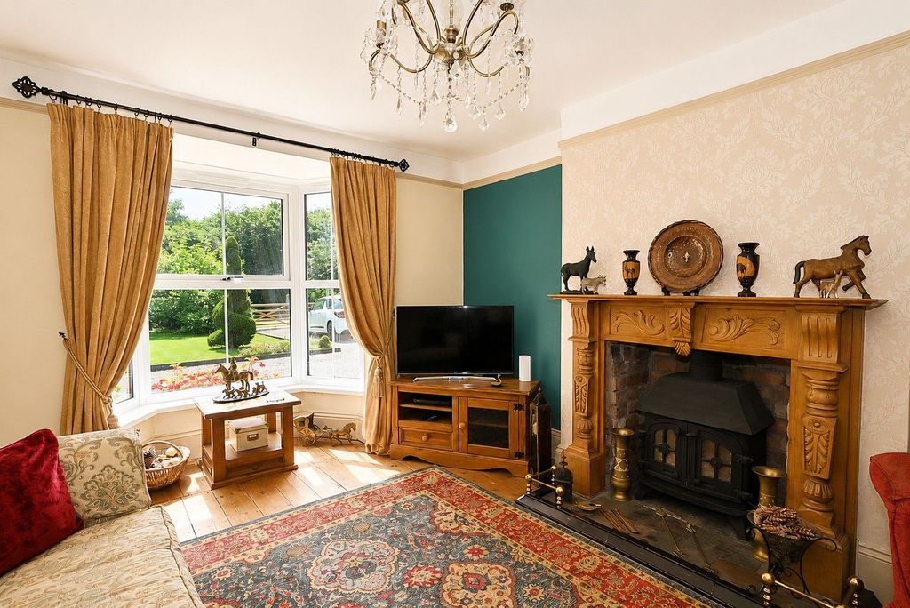 Property photo 2 of 29